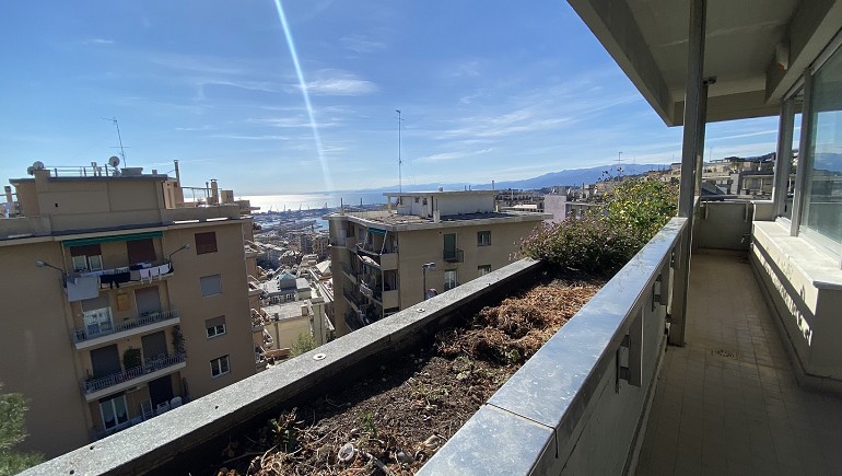 Case e appartamenti via acquarone Genova