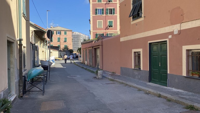 Case in vendita in Via Vernazzola, Genova