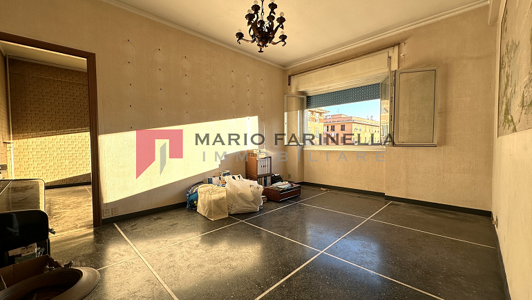 appartamenti con terrazzo in vendita zona Sturla a Genova