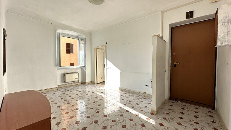 Appartamenti in vendita a Circonvallazione - Genova